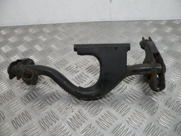 Support moteur PEUGEOT SUM UP 125 4t -2008-