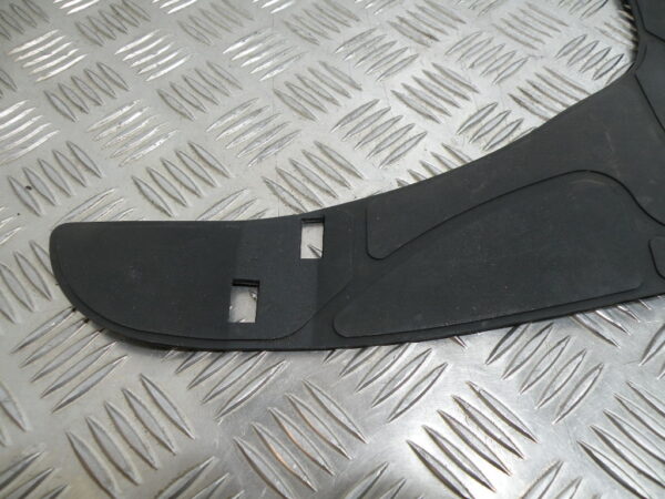 Tapis de marchepied PEUGEOT SUM UP 125 4t -2008-