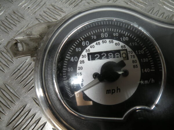 Compteur (12 298 km) PEUGEOT SUM UP 125 4t -2008-