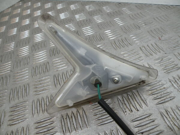 Clignotant avant PEUGEOT SUM UP 125 4t -2008-