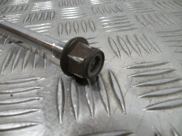 Axe de roue avant PEUGEOT SUM UP 125 4t -2008-