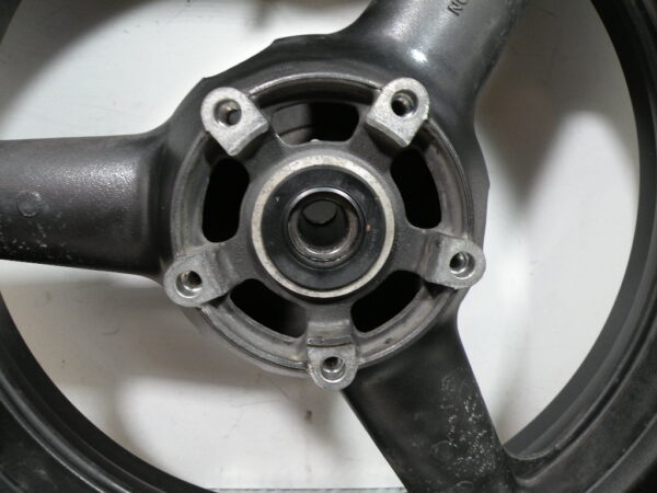 Roue arrière SUZUKI BANDIT N 600 4t -2002-