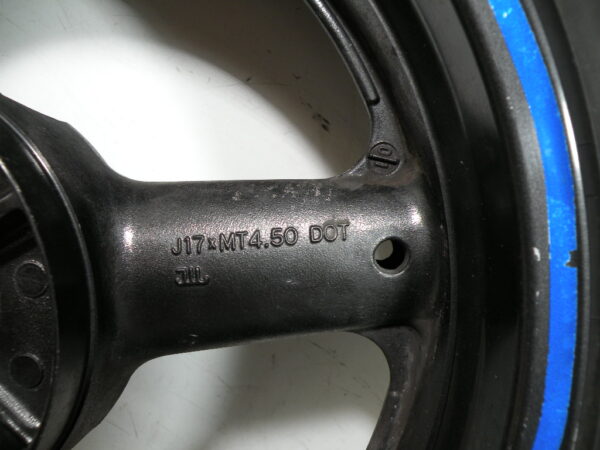 Roue arrière SUZUKI BANDIT N 600 4t -2002-