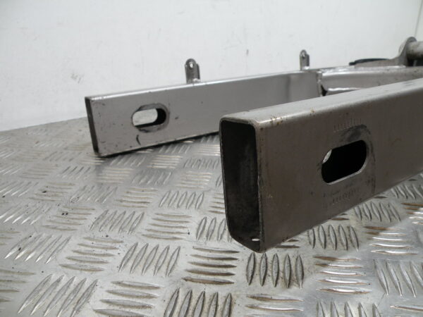 Bras oscillant SUZUKI BANDIT N 600 4t -2002-