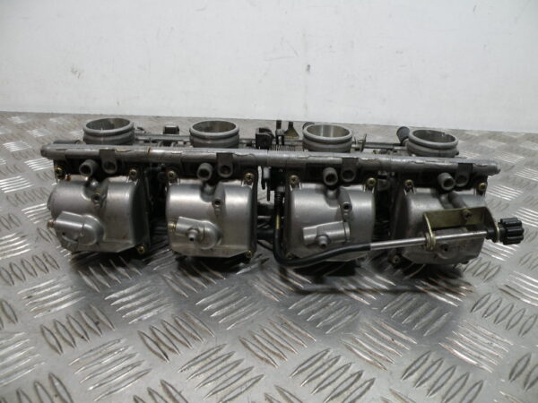 Rampe d’injection SUZUKI BANDIT N 600 4t -2002-