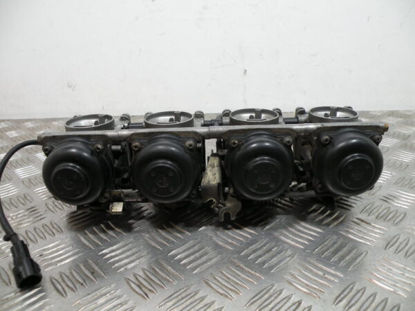 Rampe d’injection SUZUKI BANDIT N 600 4t -2002-
