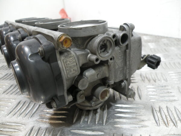 Rampe d’injection SUZUKI BANDIT N 600 4t -2002-