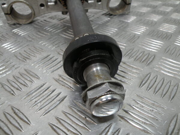 Té de fourche inférieur SUZUKI BANDIT N 600 4t -2002-