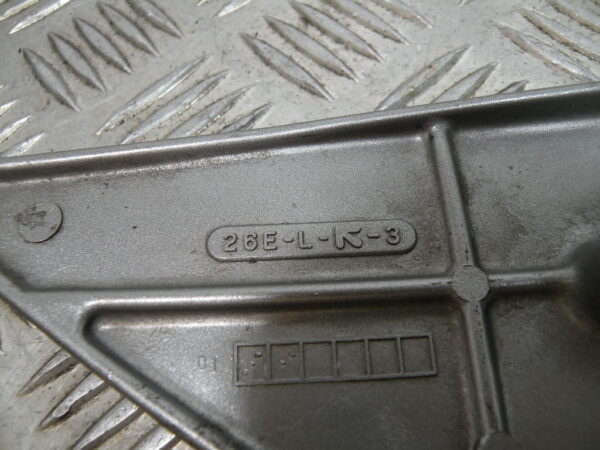 Platine repose pied avant SUZUKI BANDIT N 600 4t -2002-