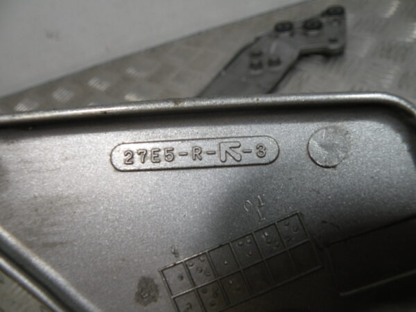 Platine repose pied avant SUZUKI BANDIT N 600 4t -2002-