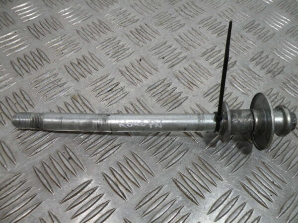 Axe de roue avant SUZUKI BANDIT N 600 4t -2002-