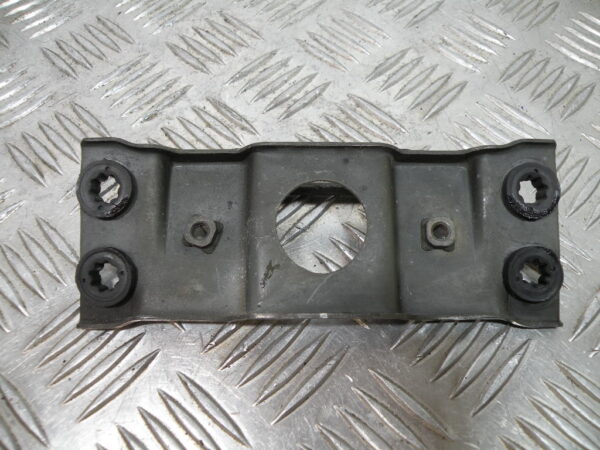 Support de réservoir SUZUKI BANDIT N 600 4t -2002-
