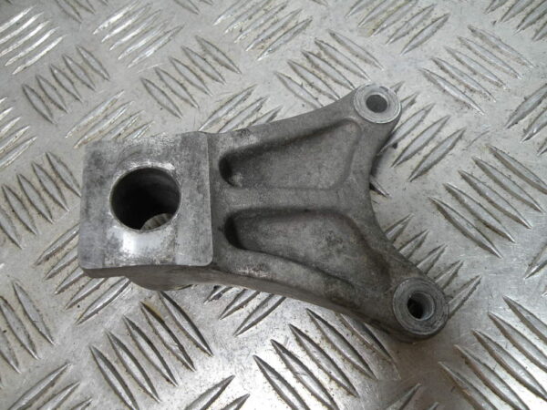 Support d’étrier arrière SUZUKI BANDIT N 600 4t -2002-