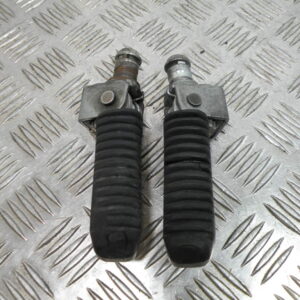 Repose pied avant SUZUKI BANDIT N 600 4t -2002-