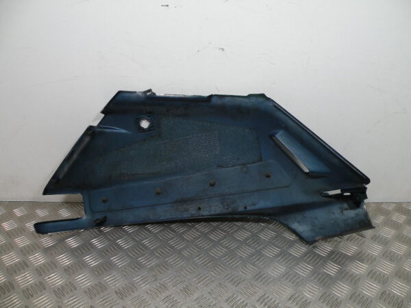Coque arrière gauche PEUGEOT SV 80 2t -1994-