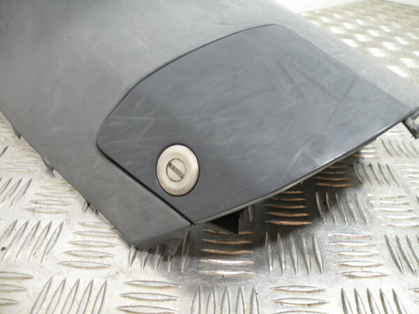 Carénage sous selle PEUGEOT SV 80 2t -1994-