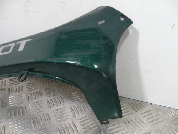 Carénage latéral droit PEUGEOT SV 80 2t -1994-