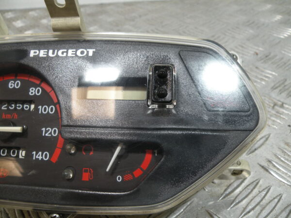 Compteur (12 356 km) PEUGEOT SV 80 2t -1994-