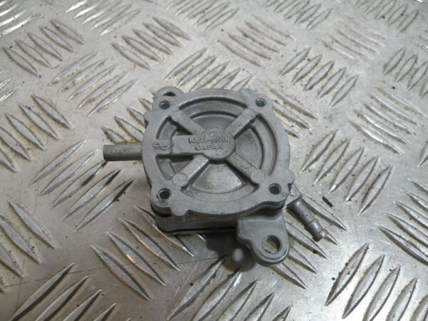 Pompe à essence / robinet PEUGEOT SV 80 2t -1994-