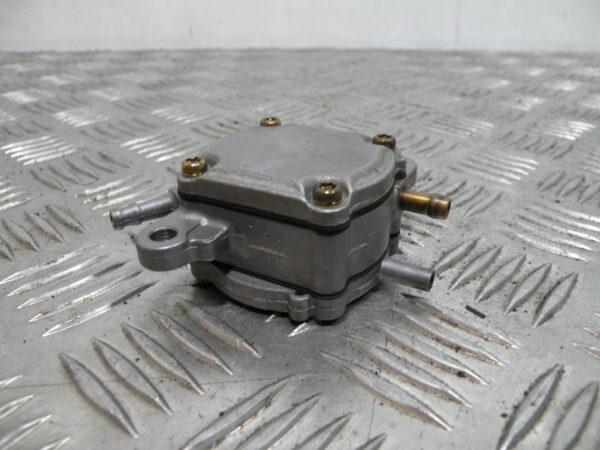 Pompe à essence / robinet PEUGEOT SV 80 2t -1994-