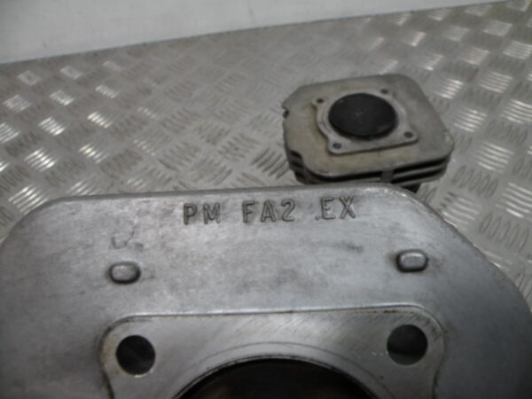 Cylindre piston avec culasse PEUGEOT SV 80 2t -1994-