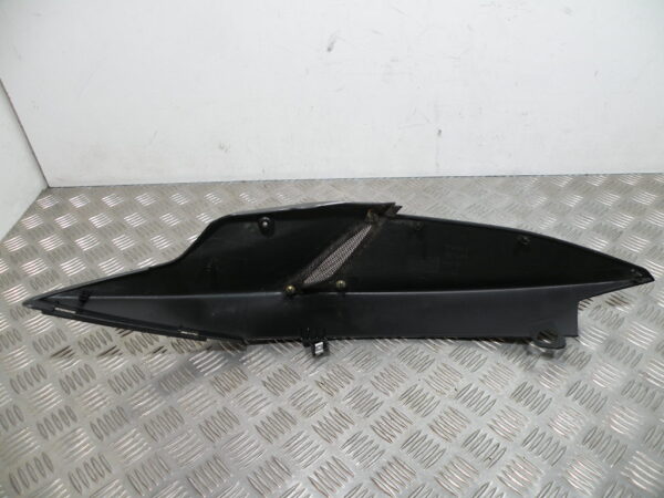 Coque arrière gauche PIAGGIO TYPHOON 50 2t -2017-