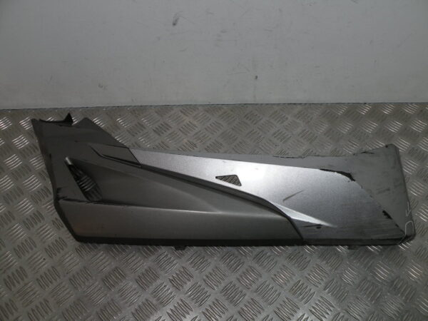 Sabot bas de caisse droit HONDA FORZA 125 4t -2017-