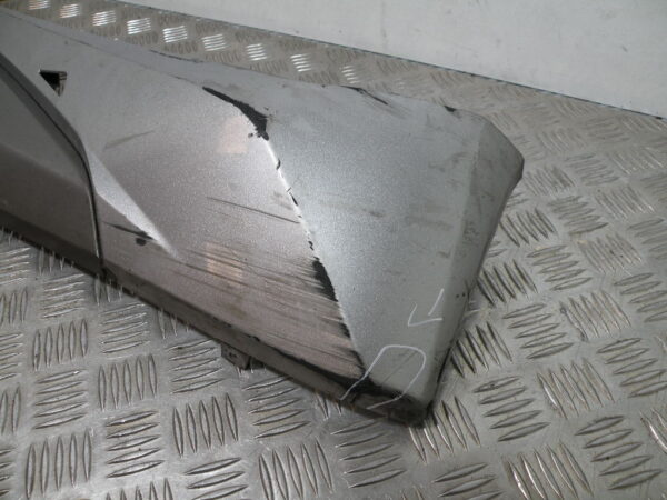 Sabot bas de caisse droit HONDA FORZA 125 4t -2017-
