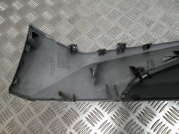 Sabot bas de caisse droit HONDA FORZA 125 4t -2017-