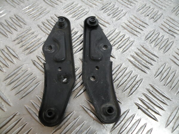 Supports pare brise HONDA FORZA 125 4t -2017-