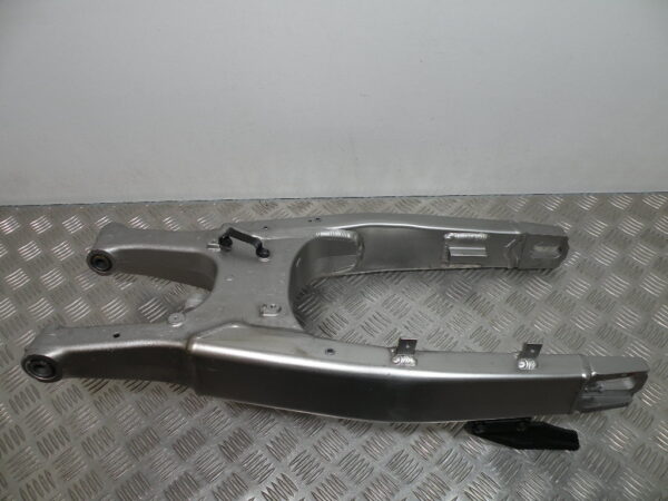 Bras oscillant HONDA AFRICA TWIN CRF 1100 D4 4t -2024-