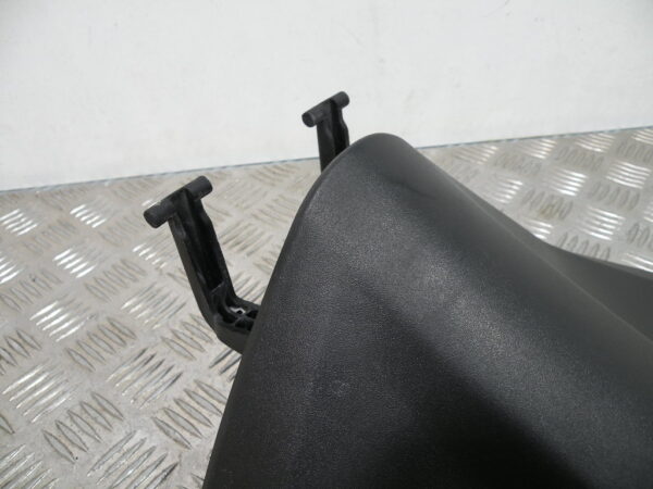 Porte de boîte à gants APRILIA SXR 50 4t -2021-