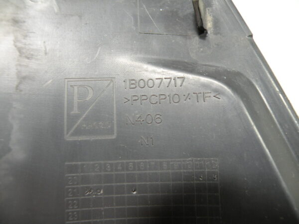 Jonction de marche pied APRILIA SXR 50 4t -2021-