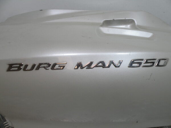 Coque arrière droit SUZUKI BURGMAN 650 4t -2006-