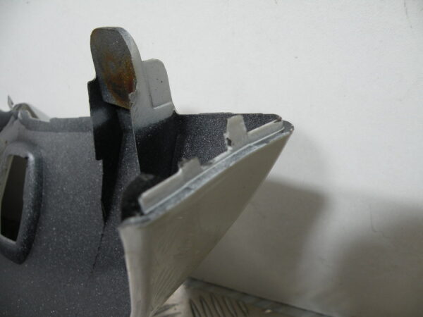 Coque arrière droit SUZUKI BURGMAN 650 4t -2006-