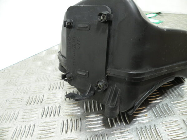 Boîtier de filtre à air SUZUKI BURGMAN 650 4t -2006-