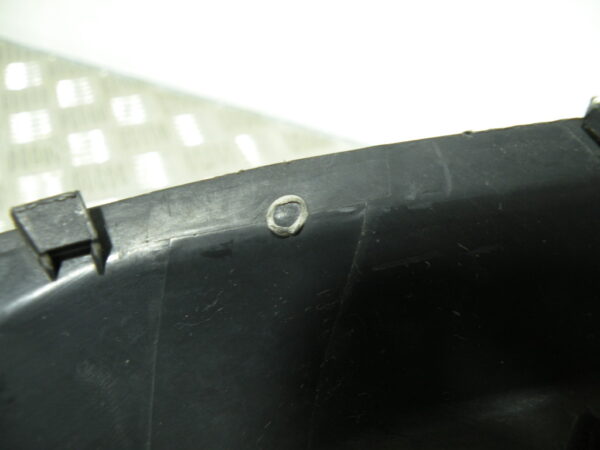 Cache intérieur tête de fourche SUZUKI BURGMAN 650 4t -2006-