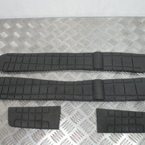 Tapis de marche pied SUZUKI BURGMAN 650 4t -2006-