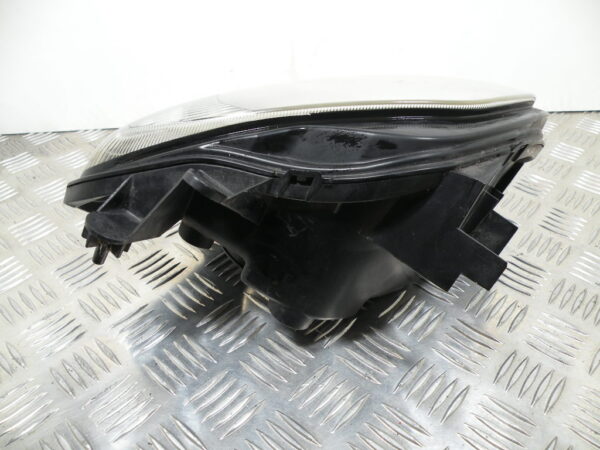 Optique / Phare gauche SUZUKI BURGMAN 650 4t -2006-