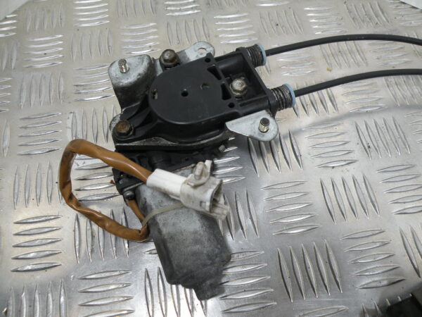 Moteur pare brise SUZUKI BURGMAN 650 4t -2006-