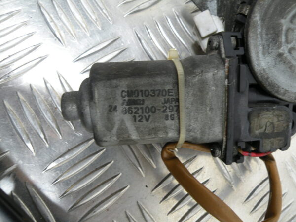 Moteur pare brise SUZUKI BURGMAN 650 4t -2006-