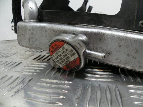 Radiateur (avec grille) SUZUKI BURGMAN 650 4t -2006-