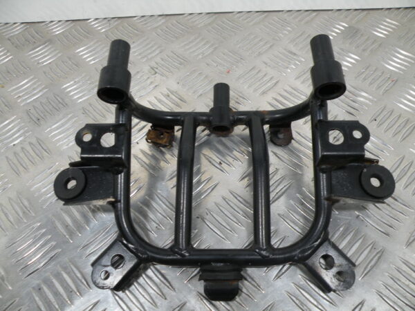 Support / Araignée de dosseret SUZUKI BURGMAN 650 4t -2006-