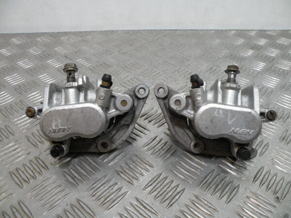 Étrier avant SUZUKI BURGMAN 650 4t -2006-