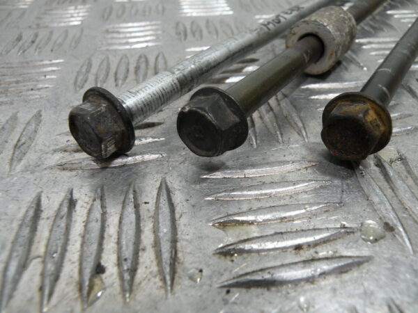 Axes moteur SUZUKI BURGMAN 650 4t -2006-