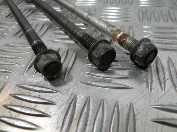 Axes moteur SUZUKI BURGMAN 650 4t -2006-