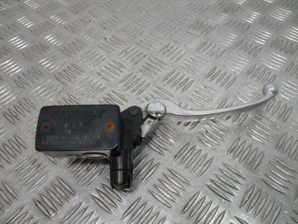 Maître cylindre droit SUZUKI BURGMAN 650 4t -2006-