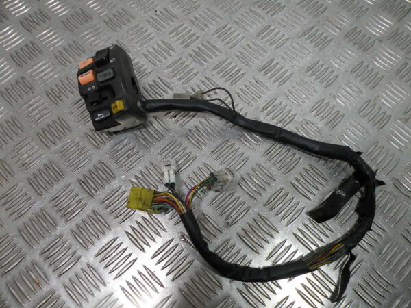 Commodo gauche SUZUKI BURGMAN 650 4t -2006-