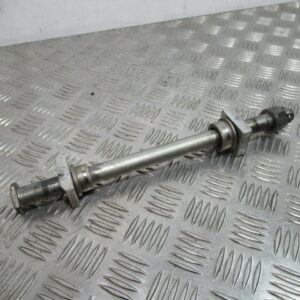 Axe de roue arrière KAWASAKI ZX10R – 2006 –