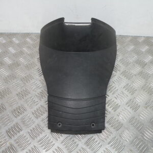 Fermeture centrale de marche pieds PIAGGIO TYPHOON 50 (1B003143)